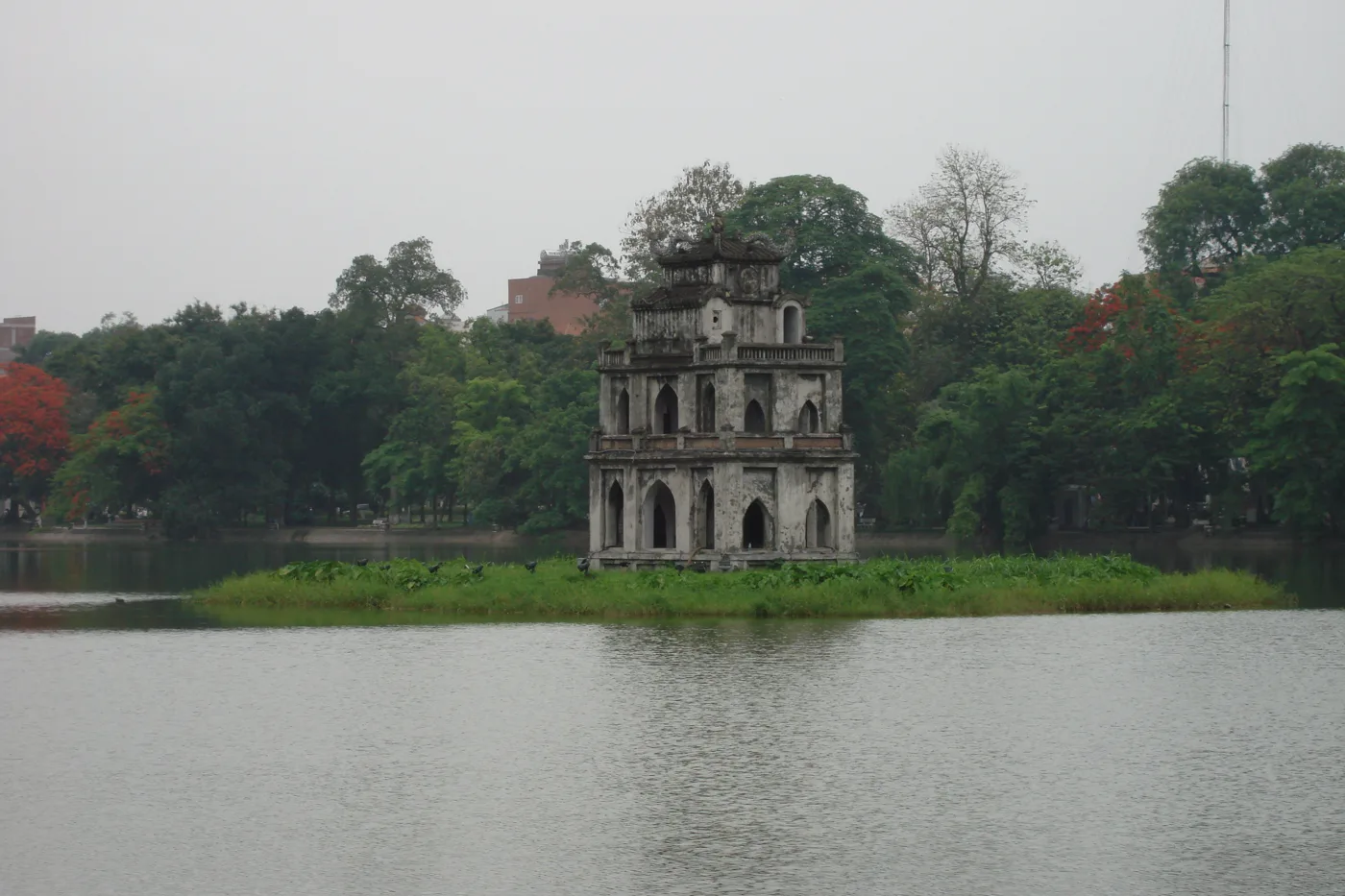 ทะเลสาบฮหว่านเกี๊ยม ฮานอย